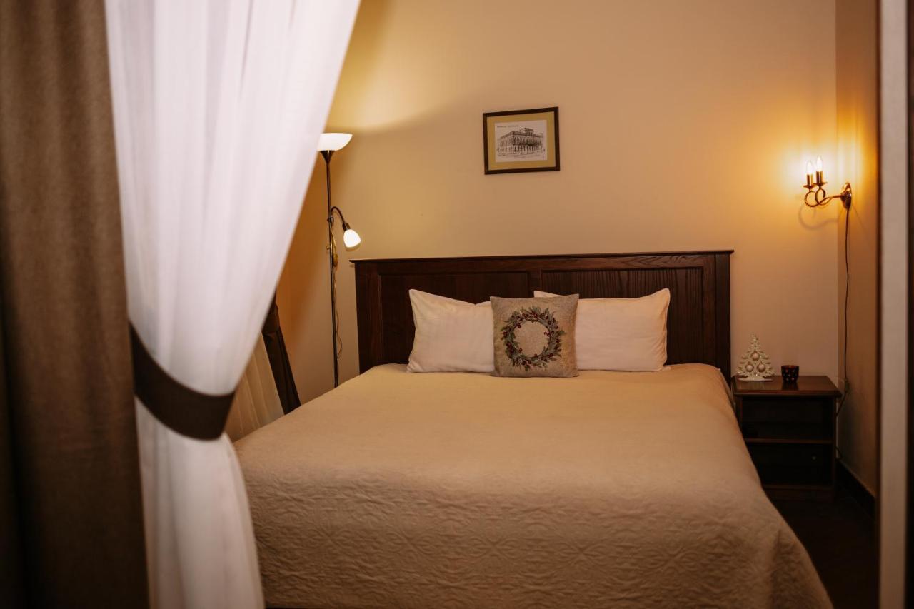 Hotel Ekaterinoslav Dnipro Esterno foto