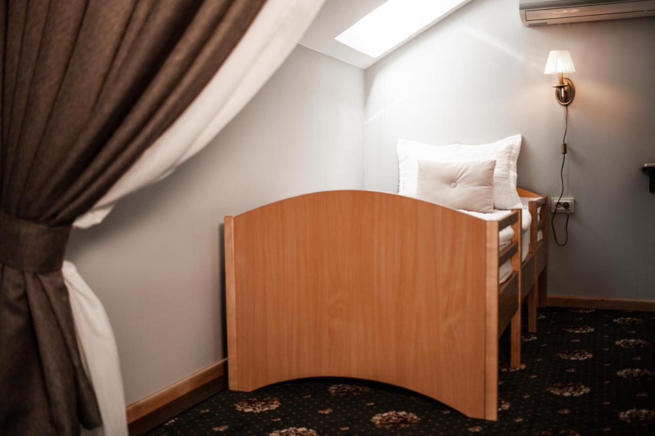 Hotel Ekaterinoslav Dnipro Esterno foto