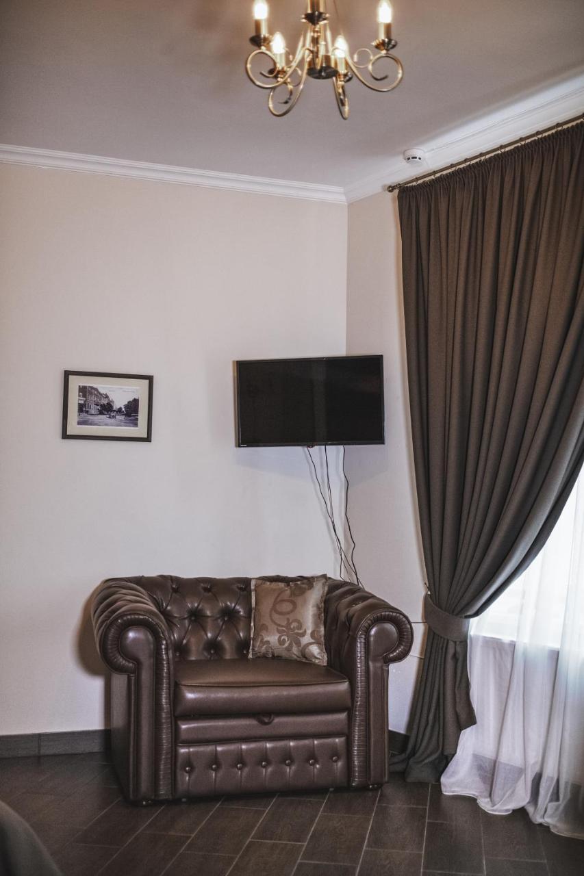 Hotel Ekaterinoslav Dnipro Esterno foto
