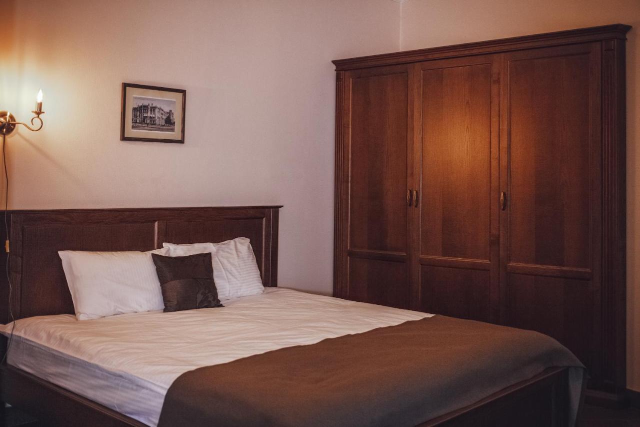 Hotel Ekaterinoslav Dnipro Esterno foto