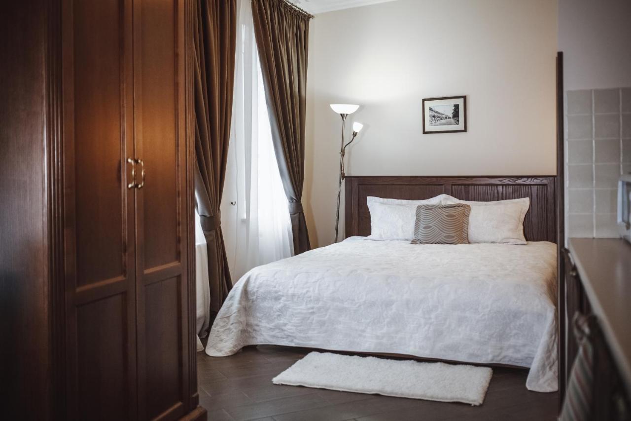 Hotel Ekaterinoslav Dnipro Esterno foto